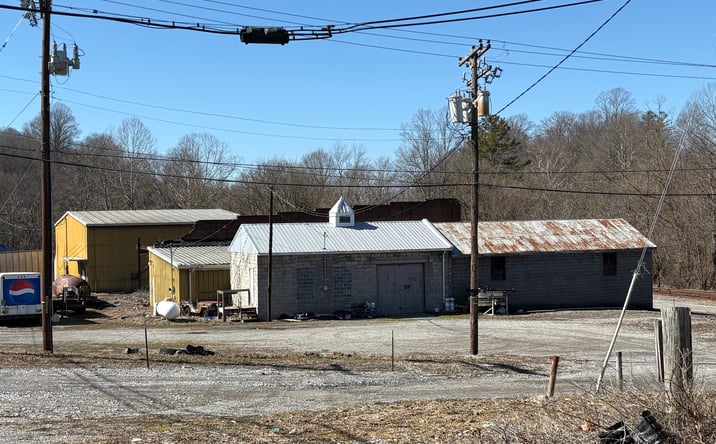 Pictures of Industrial property located at 1225 Spring Ave SW, Norton, VA 24273 for sales - image #1