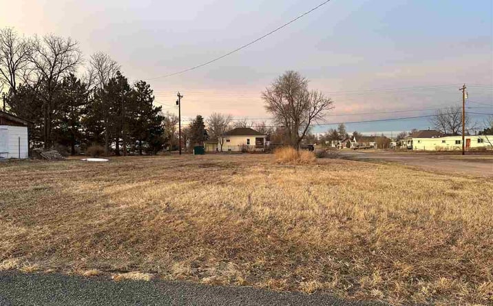 Pictures of Land property located at E Front St, Kimball, NE 69145 for sales - image #1