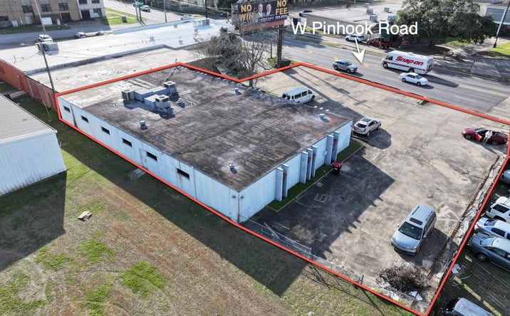 Pictures of Office, Retail property located at 117 W Pinhook Rd, Lafayette, LA 70501 for sales - image #1