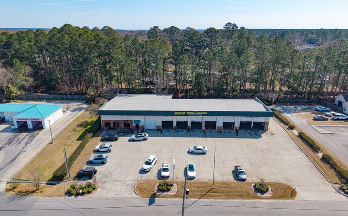 Pictures of Retail property located at 113 Mulberry Commercial Pkwy, Richmond Hill, GA 31324 for sales - image #1