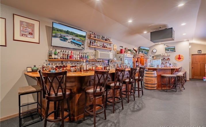 Pictures of Business for Sale property located at 654 S State Hwy 7, Camdenton, MO 65020 for sales - image #1