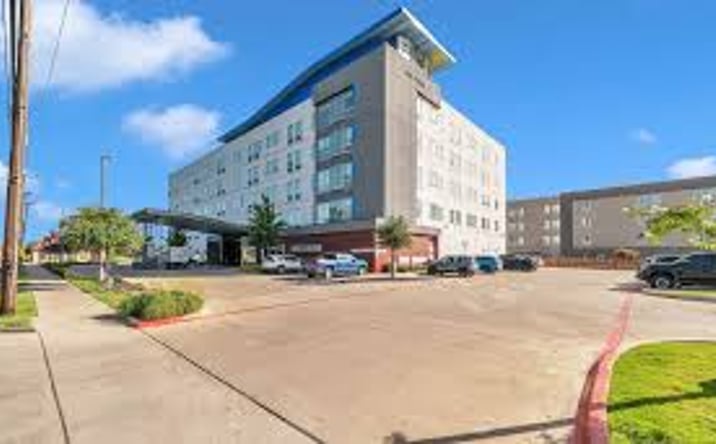 Pictures of Hospitality property located at 900 S 11th St, Waco, TX 76706 for sales - image #1