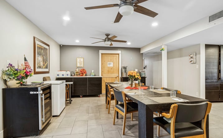 Pictures of Senior Living, Special Purpose property located at 5813 E Lewis Ave, Scottsdale, AZ 85257 for sales - image #1