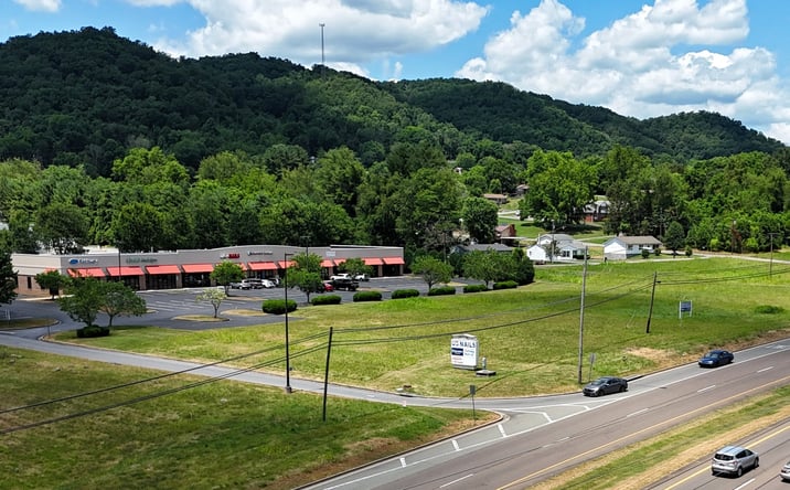 Pictures of Land, Retail property located at 2120 Volunteer Pkwy, Bristol, TN 37620 for sales - image #1