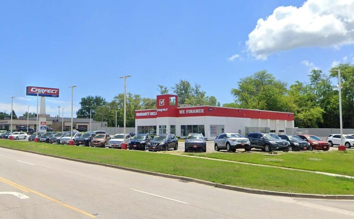 Pictures of Retail property located at 3375 Grand Ave, Waukegan, IL 60085 for sales - image #1