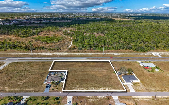 Pictures of Land property located at 1220 Kismet Pkwy E, Cape Coral, FL 33909 for sales - image #1