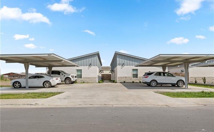 Pictures of Multifamily property located at 1631 Playa Drive, Weslaco, TX 78596 for sales - image #1