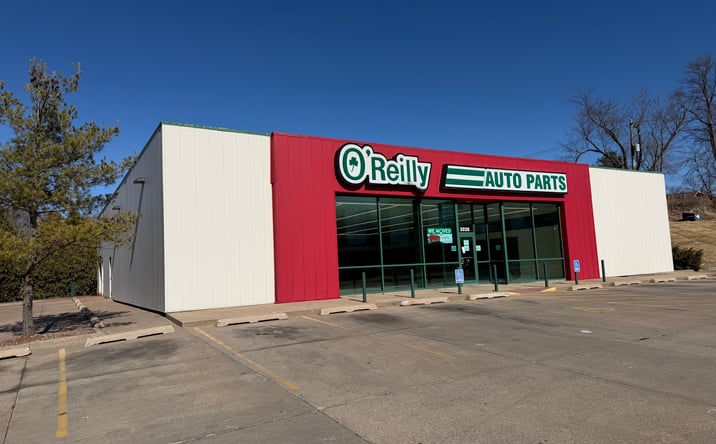 Pictures of Mixed Use, Retail property located at 2020 E Locust St, Davenport, IA 52803 for sales - image #1