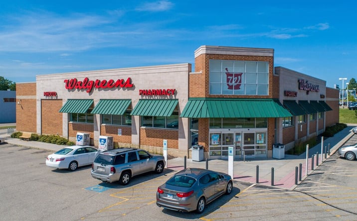 Pictures of Retail property located at 126 Broad St, Hawkinsville, GA 31036 for sales - image #1