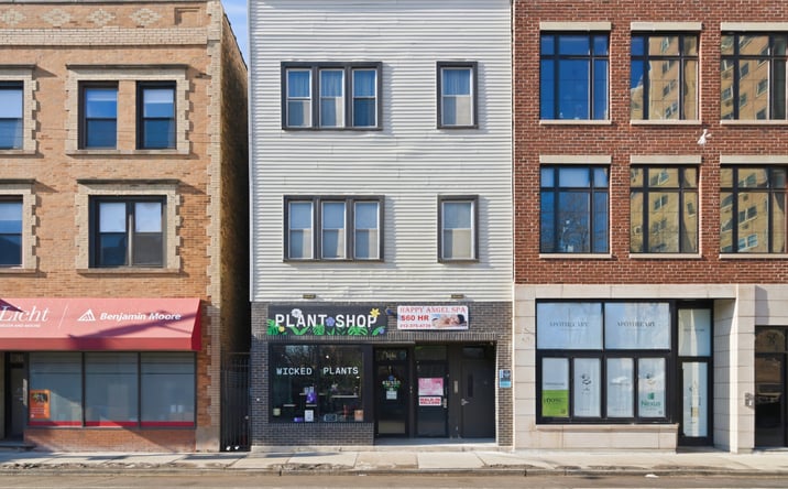 Pictures of Mixed Use property located at 3240 N Clark Street, Chicago, IL 60657 for sales - image #1