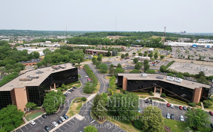 Pictures of Office property located at 3033 & 3055 Kettering Blvd, Moraine, OH 45439 for sales - image #1