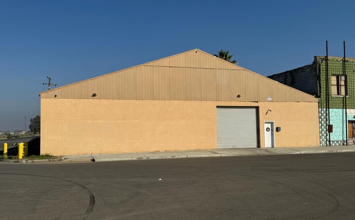 Pictures of Industrial property located at 20390 Main St, Stratford, CA 93266 for sales - image #1