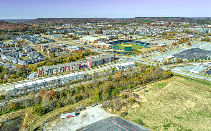 Pictures of Multifamily property located at 1512 S Razorback Rd, Fayetteville, AR 72701 for sales - image #1