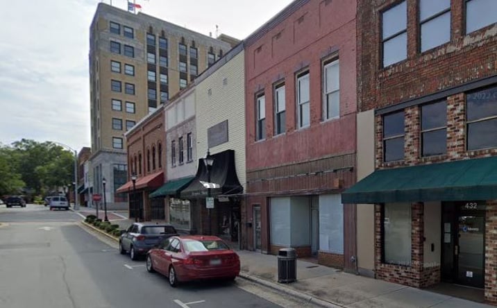Pictures of Retail property located at 420-424 S. Main Street, Burlington, NC 27215 for sales - image #1