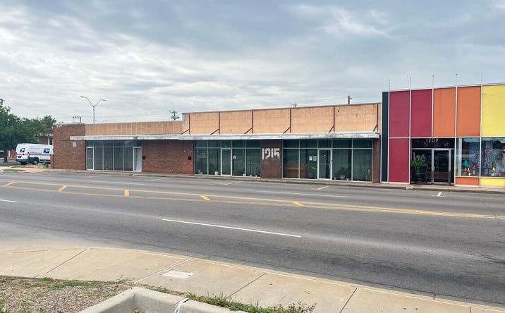 Pictures of Retail property located at 1219 NW 23rd St, Oklahoma City, OK 73106 for sales - image #1