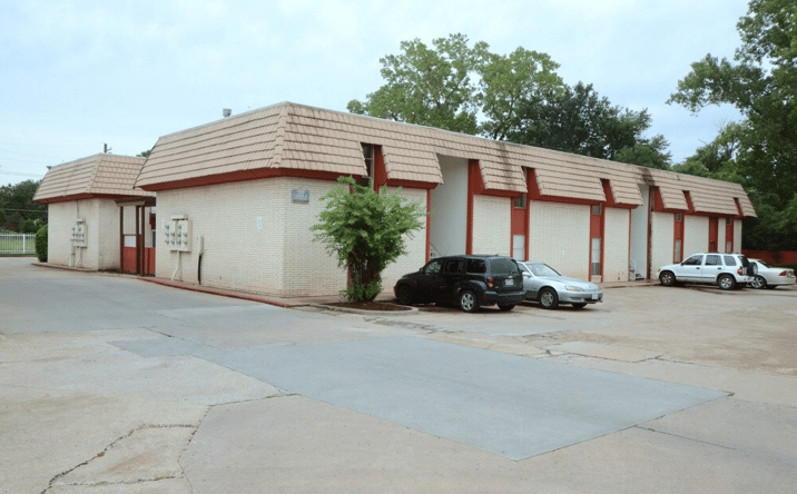 Pictures of Multifamily property located at 1246 S Memorial Dr, Tulsa, OK 74112 for sales - image #1
