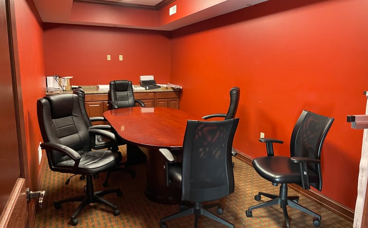 Pictures of Office property located at 247 N Dixie Way, South Bend, IN 46637 for sales - image #1