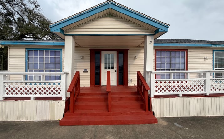 Pictures of Mixed Use, Office, Retail property located at 1105 N Brazosport Blvd, Richwood, TX 77531 for sales - image #1