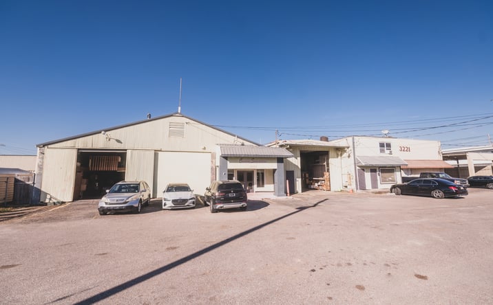 Pictures of Industrial, Office property located at 3223 25th St, Metairie, LA 70002 for sales - image #1