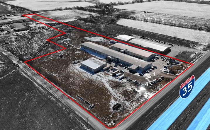 Pictures of Industrial property located at 12699 I-35 Frontage Rd, Valley View, TX 76272 for sales - image #1
