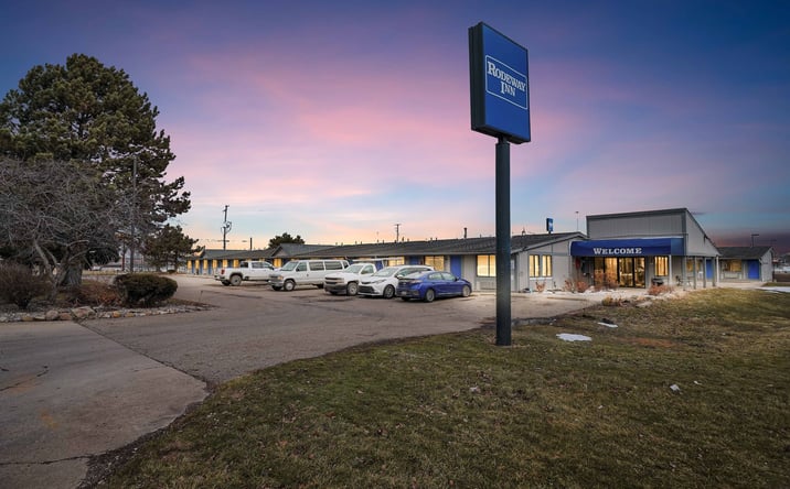 Pictures of Hospitality property located at 6880 Sunset Strip Ave NW, North Canton, OH 44720 for sales - image #1