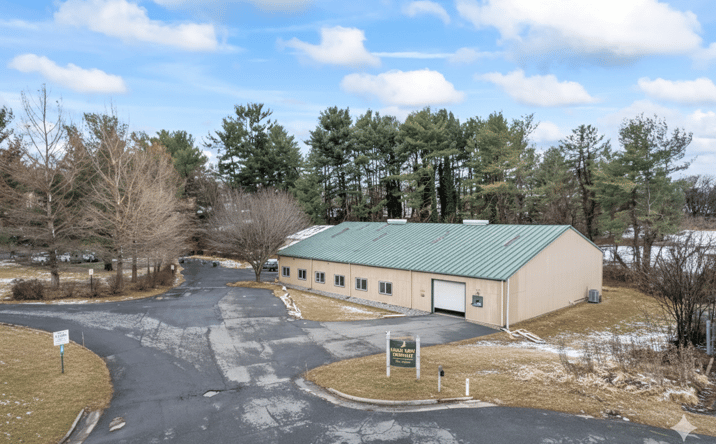 Pictures of Industrial property located at 105 E Cornwell Ln, Purcellville, VA 20132 for sales - image #1