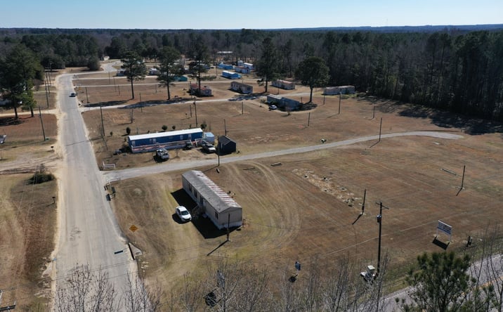 Pictures of Mobile Home Park property located at 109 River Park Dr, Orangeburg, SC 29118 for sales - image #1