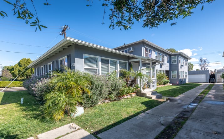Pictures of Multifamily property located at 5660 - 5662 Kester Ave., Los Angeles, CA 91411 for sales - image #1