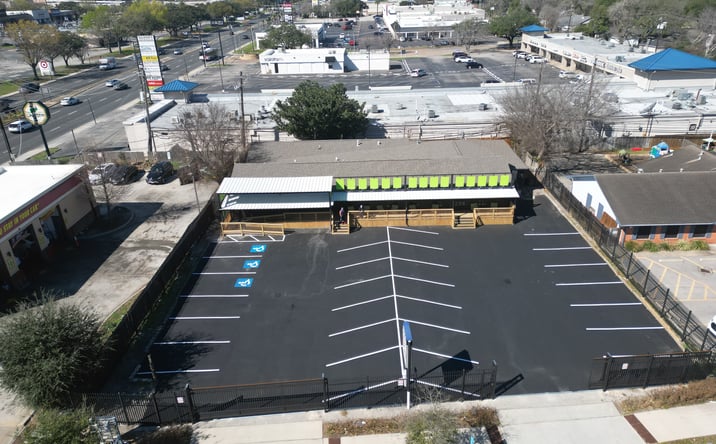 Pictures of Mixed Use, Office, Retail property located at 2534 Walnut Bend Ln, Houston, TX 77042 for sales - image #1