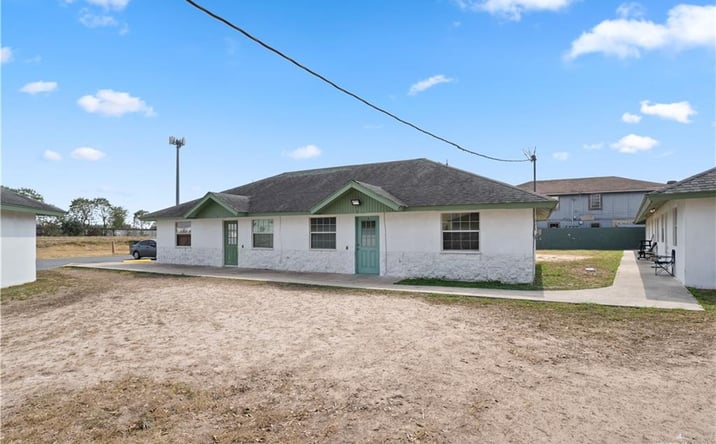 Pictures of Multifamily property located at 1308 Miller Avenue, Donna, TX 78537 for sales - image #1