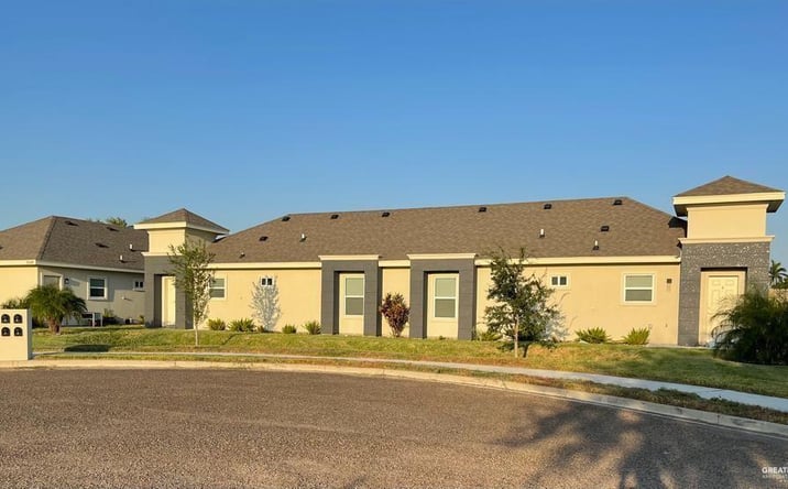 Pictures of Multifamily property located at 1040 English Avenue, Edinburg, TX 78541 for sales - image #1