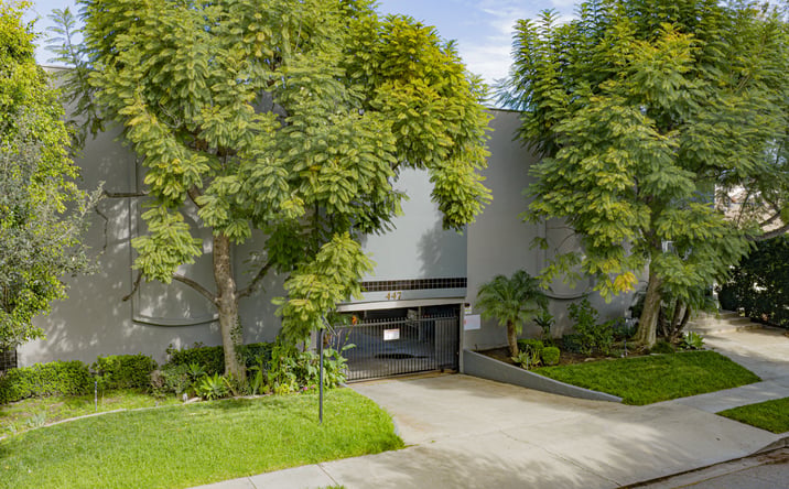 Pictures of Multifamily property located at 447 W Elk Ave, Glendale, CA 91204 for sales - image #1