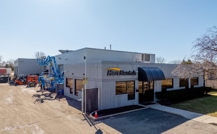 Pictures of Industrial property located at 1339 Yorkshire Dr, Streamwood, IL 60107 for sales - image #1