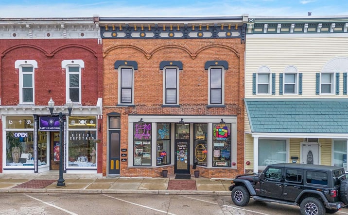 Pictures of Mixed Use, Retail property located at 112 E 3rd St, Imlay City, MI 48444 for sales - image #1