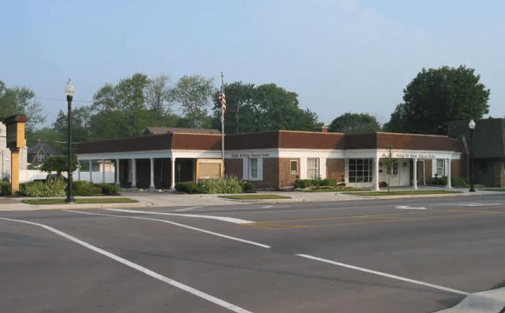 Pictures of Office property located at 2272 W Jefferson, Trenton, MI 48183 for sales - image #1