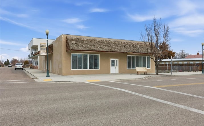 Pictures of Retail property located at 437 SW 3rd St, Fruitland, ID 83619 for sales - image #1