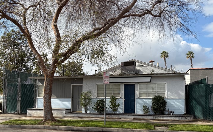 Pictures of Industrial property located at 3323 Lime Ave, Signal Hill, CA 90755 for sales - image #1