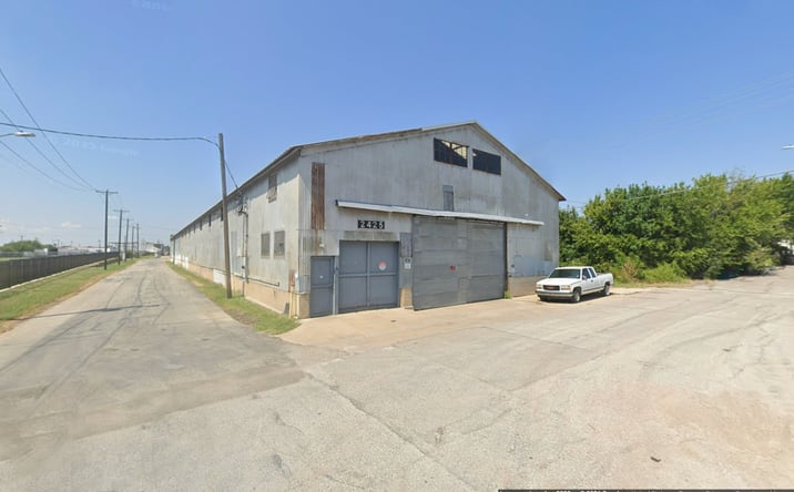 Pictures of Industrial property located at 2425 Myrtle St, Dallas, TX 75215 for sales - image #1