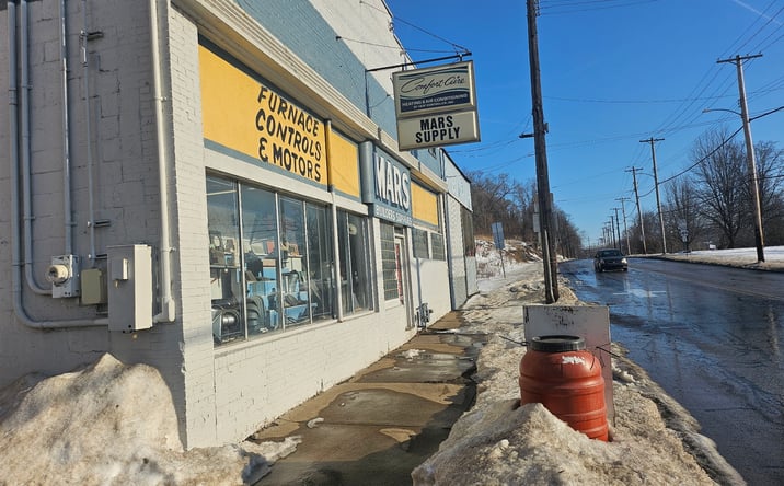 Pictures of Industrial, Retail property located at 1307 Walnut St, McKeesport, PA 15132 for sales - image #1