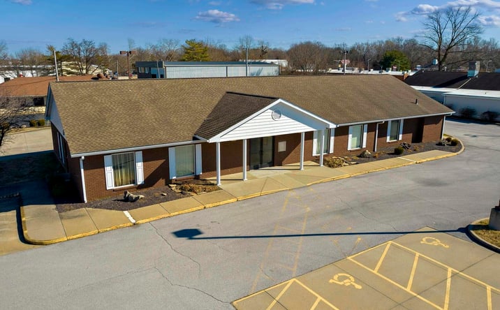 Pictures of Office property located at 601 E MAIN Street, Carbondale, IL 62901 for sales - image #1