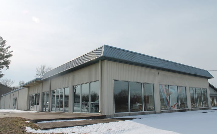 Pictures of Retail, Mixed Use property located at 2145 Sweets Drive, Carbondale, IL 62902 for sales - image #1