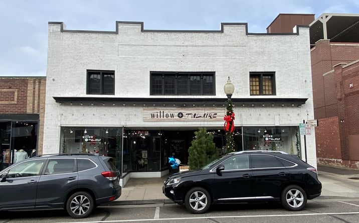 Pictures of Retail property located at 2359 W Main St, Littleton, CO 80120, Littleton, CO 80120 for sales - image #1