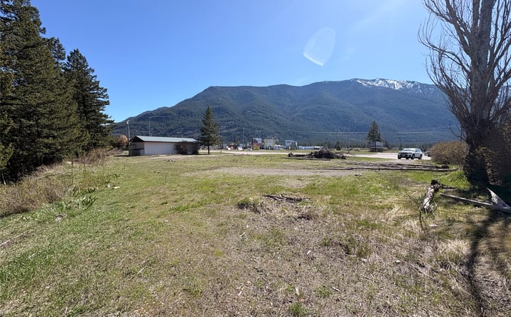 Pictures of Land, Multifamily property located at Lots 30, Columbia Falls, MT 59912 for sales - image #1