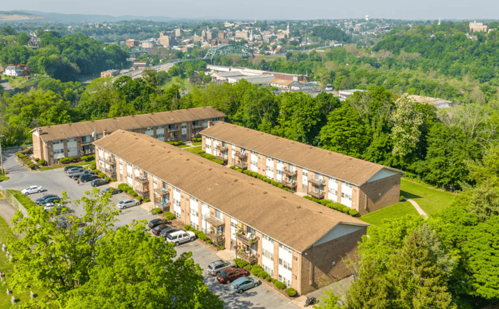 Pictures of Multifamily property located at 25 Fairview Ave, Phillipsburg, NJ 08865 for sales - image #1