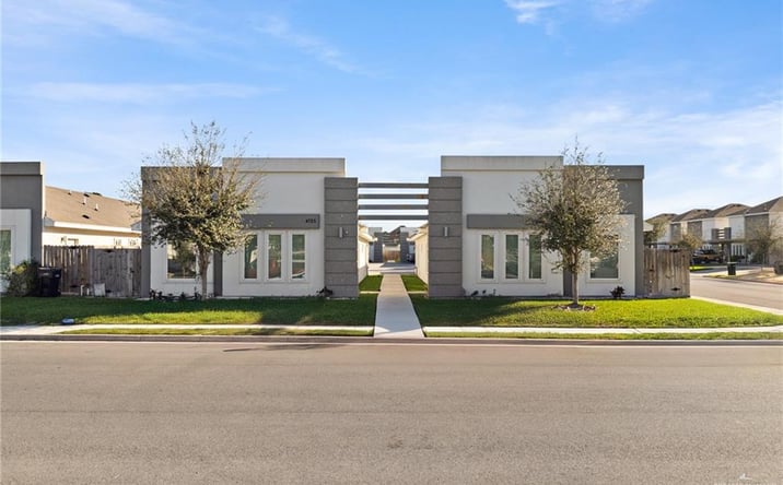 Pictures of Multifamily property located at 4725 Mulberry Avenue, McAllen, TX 78501 for sales - image #1