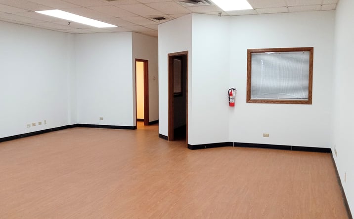 Pictures of Office property located at 1801 Hicks Rd, Rolling Meadows, IL 60008 for sales - image #1