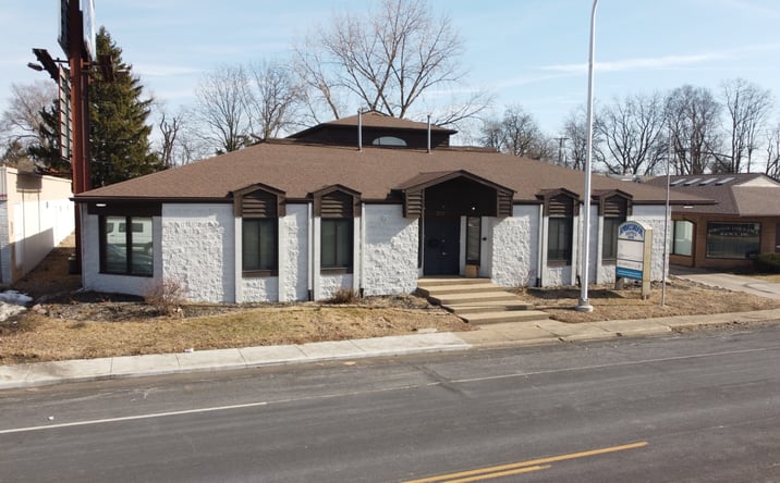 Pictures of Office property located at 3310 N Prospect Rd, Peoria, IL 61603 for sales - image #1
