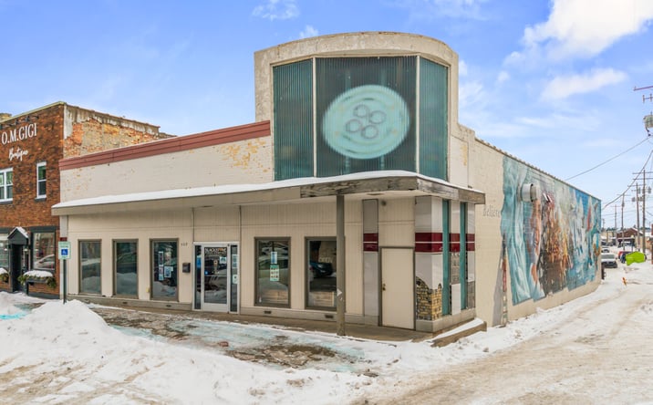 Pictures of Retail property located at 207 E Hughitt St, Iron Mountain, MI 49801 for sales - image #1