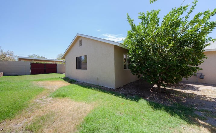 Pictures of Senior Living property located at 1632 E El Camino Dr, Phoenix, AZ 85020 for sales - image #1
