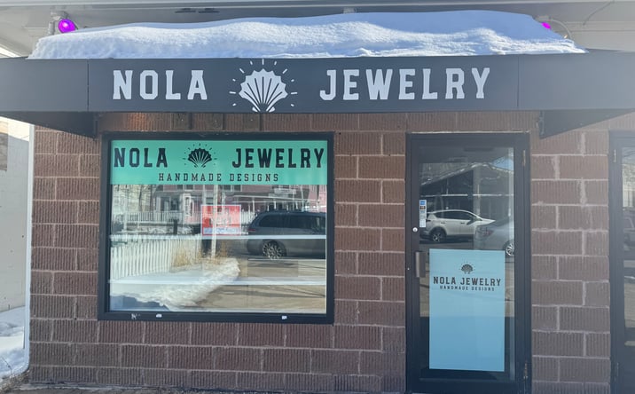 Pictures of Retail property located at 569 Main St, Barnstable, MA 02601 for sales - image #1